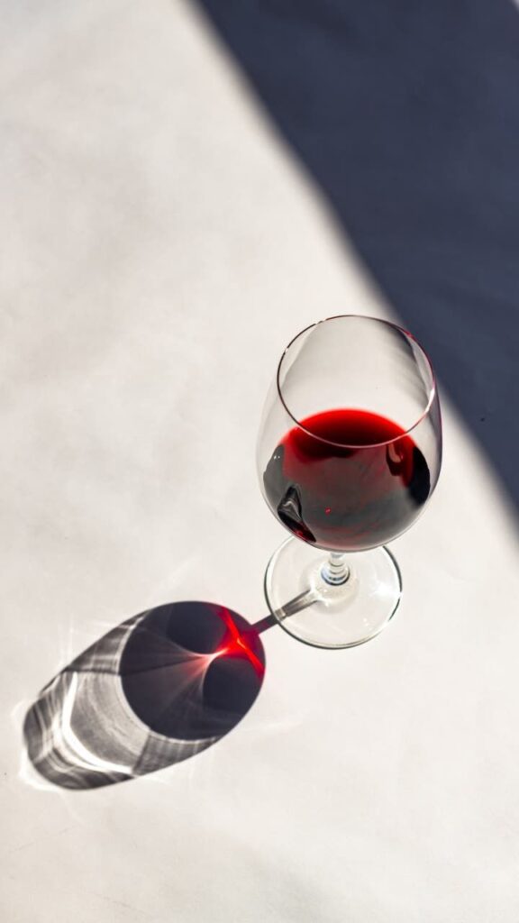 gewinnen sie einen rotwein der starwinzerin arianna occhipinti